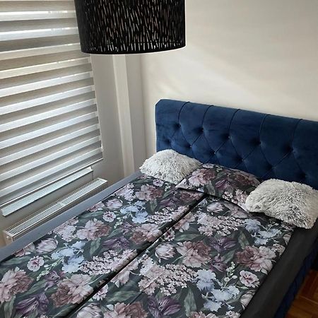 Apartman City Center 4-Setaliste Prijedor Esterno foto