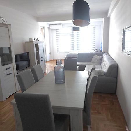 Apartman City Center 4-Setaliste Prijedor Esterno foto