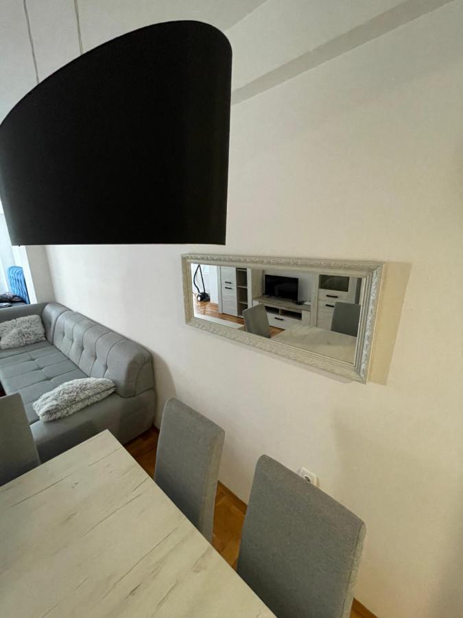 Apartman City Center 4-Setaliste Prijedor Esterno foto